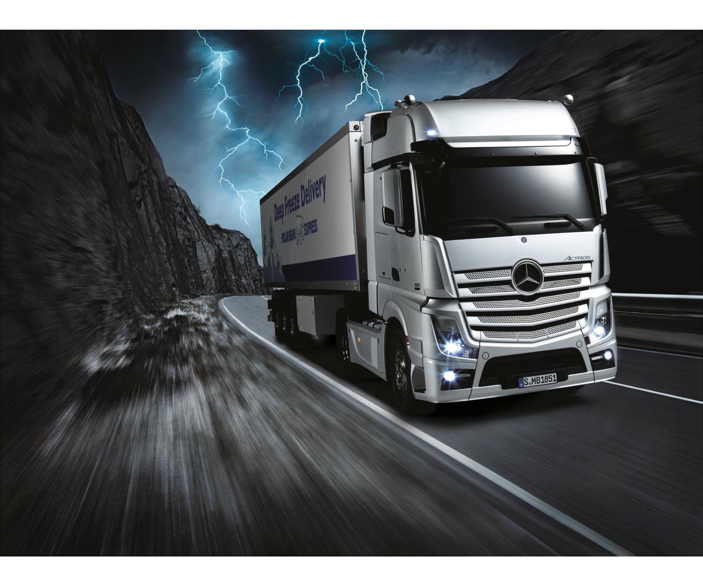 Tamiya 56335 1:14 RC Merc.-Benz Actros 1851 GigaSpace 300056335
