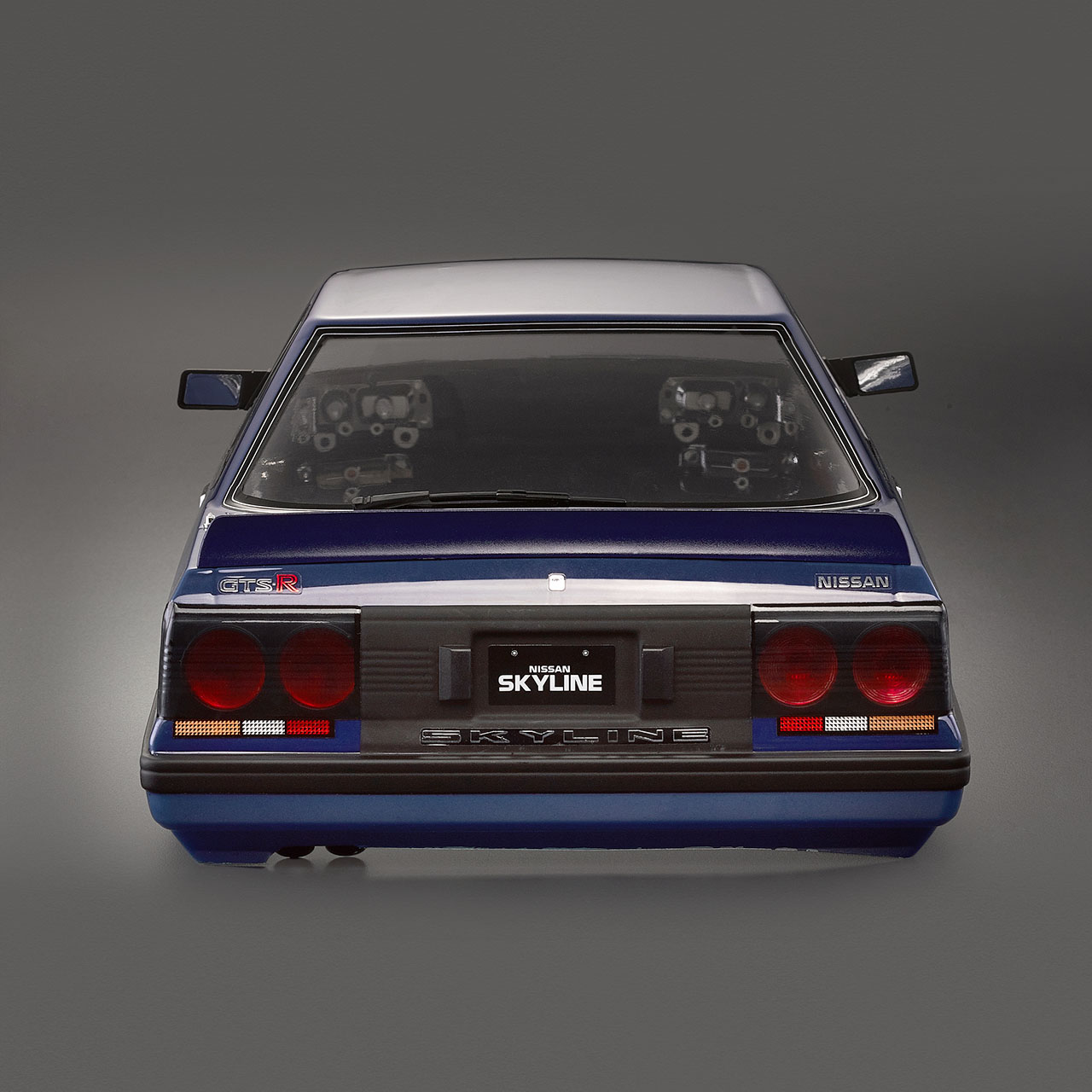 KB48678 Nissan Skyline R31 Karosserie lackiert Blau 195mm RTU