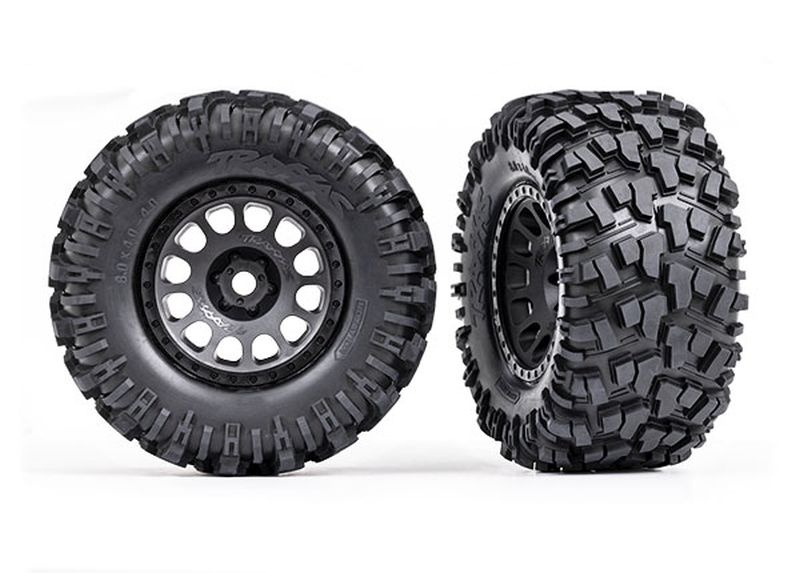 Traxxas MAXX AT Reifen auf schwarzen XRT-Felgen (2) 7875