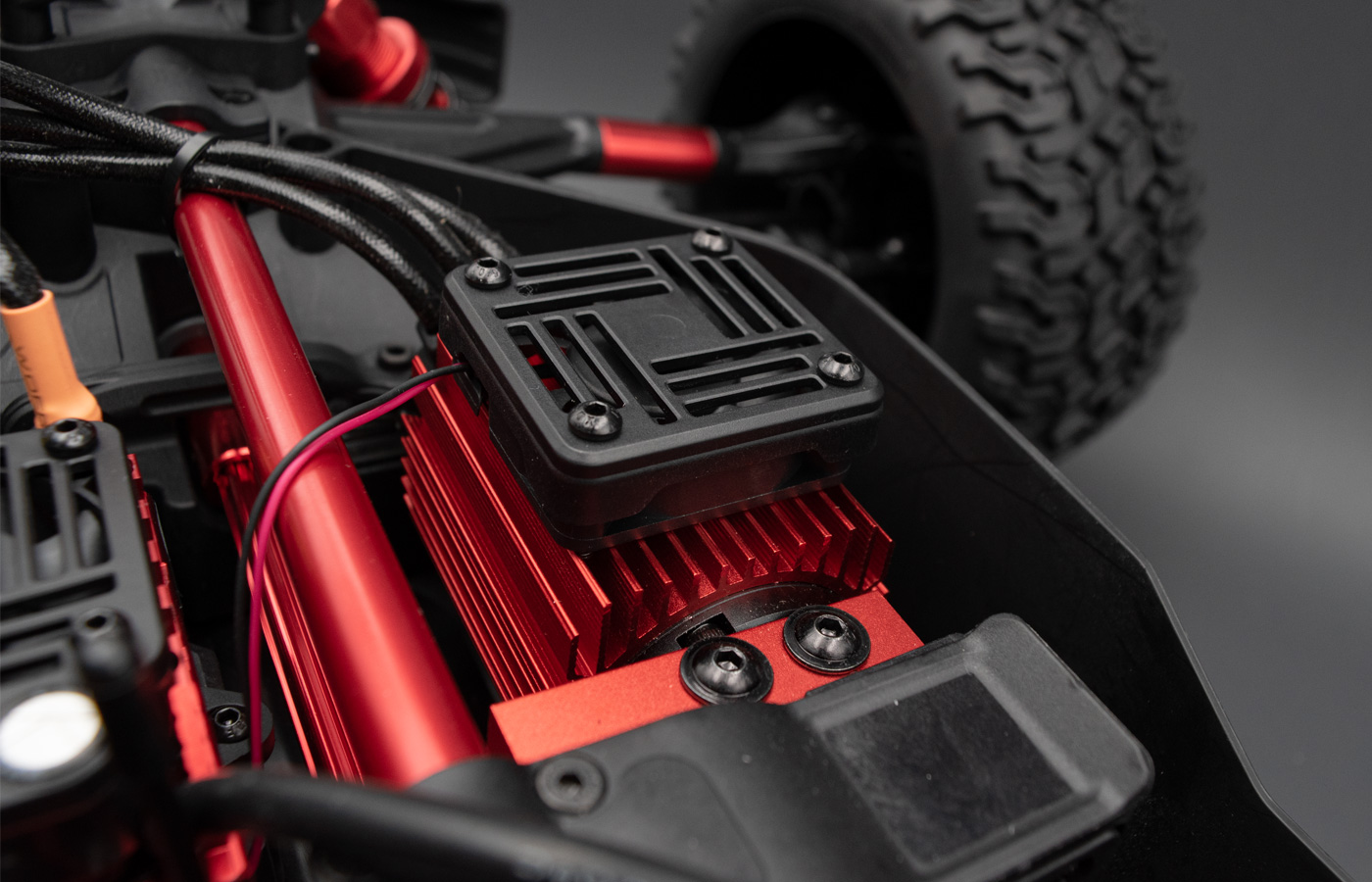 MODSTER Xero Elektro Brushless Monster Truck 4WD 1:7 RTR MD11844 - Abbildung 9
