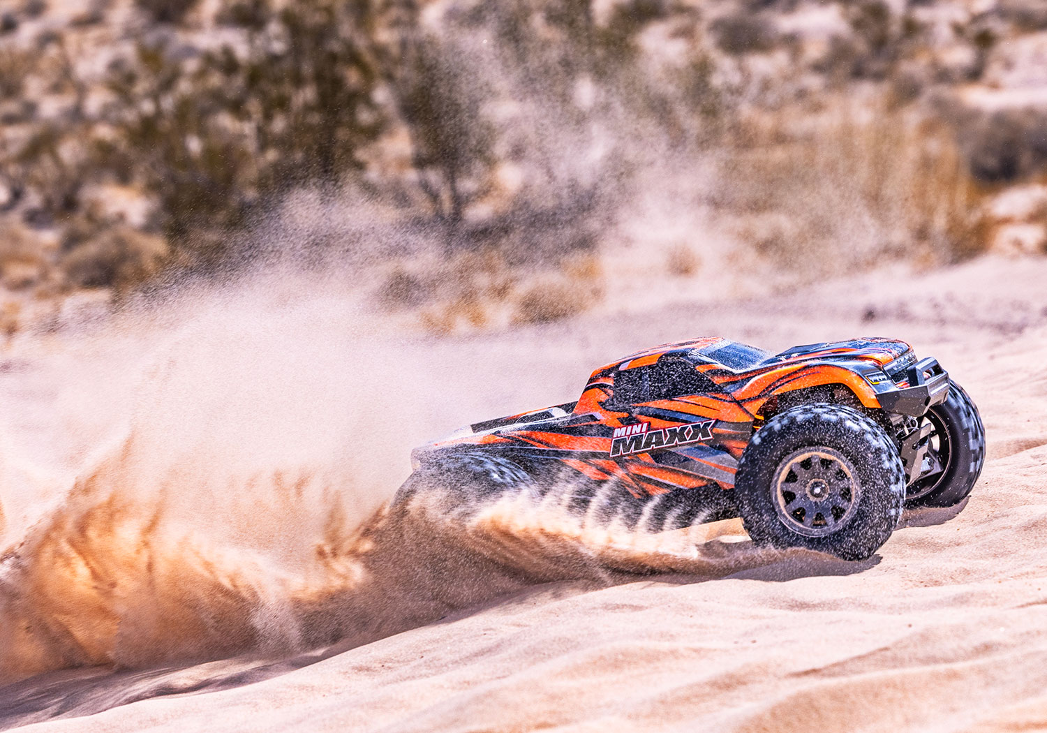 Traxxas MINI-MAXX 4WD BL-2S Brushless Orange, HD-Teile, mit Akku/Lader 107154-1 - Abbildung 12