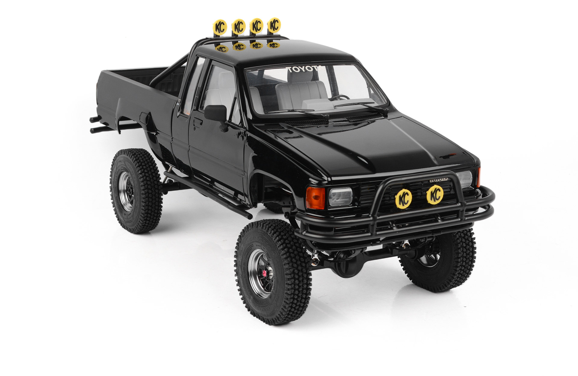 RC4WD Trail Finder 2 LWB with 1987 Toyota XTRAcab Bodyset Z-RTR0057