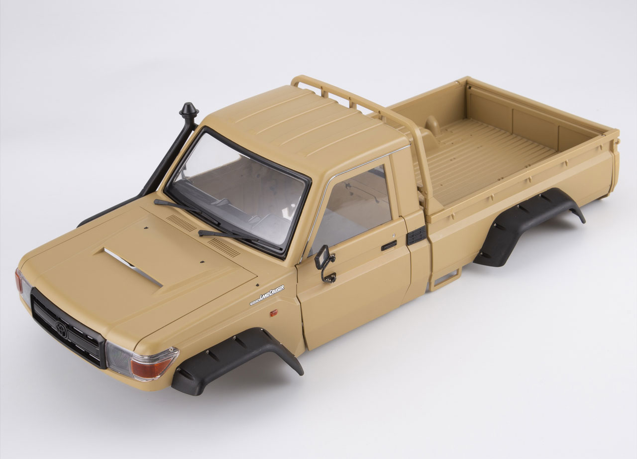 Killerbody Toyota Land Cruiser 70 Bausatz Military Sand lackiert für TR KB48734