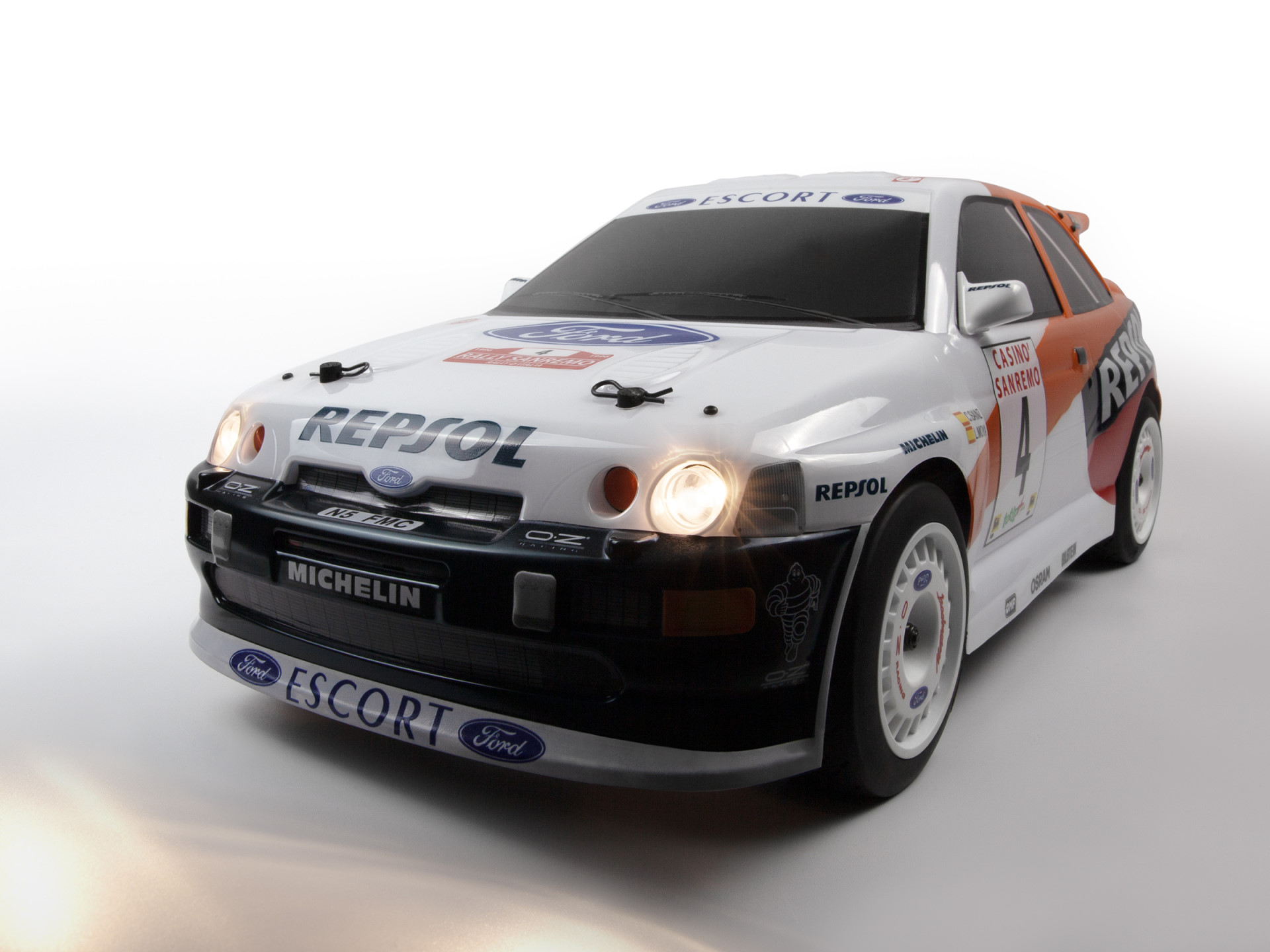 HPI WR8 FLUX 1996 Ford Escort Cosworth Rally Sanremo RTR 160558 - Abbildung 8