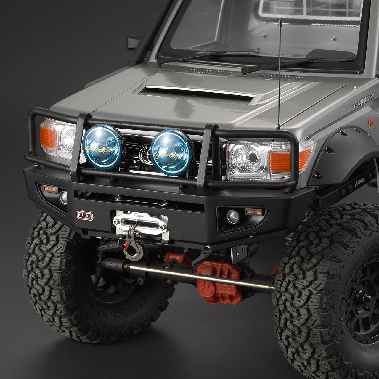 KB48689 Rammschutz mit LED Scheinwerfer Alu schwarz für 1/10 Truck