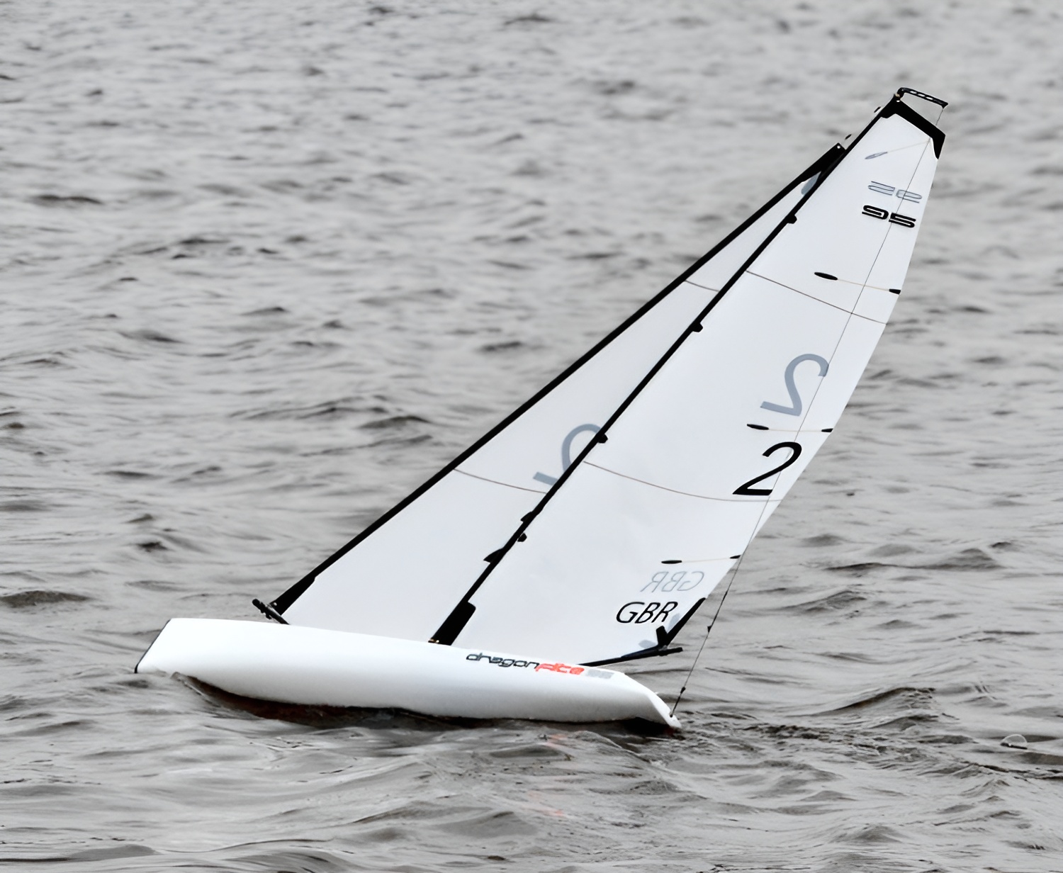 Joysway Segelboot Dragon Flite 95 V2 PNP ohne RC-Anlage 8811A - Abbildung 3