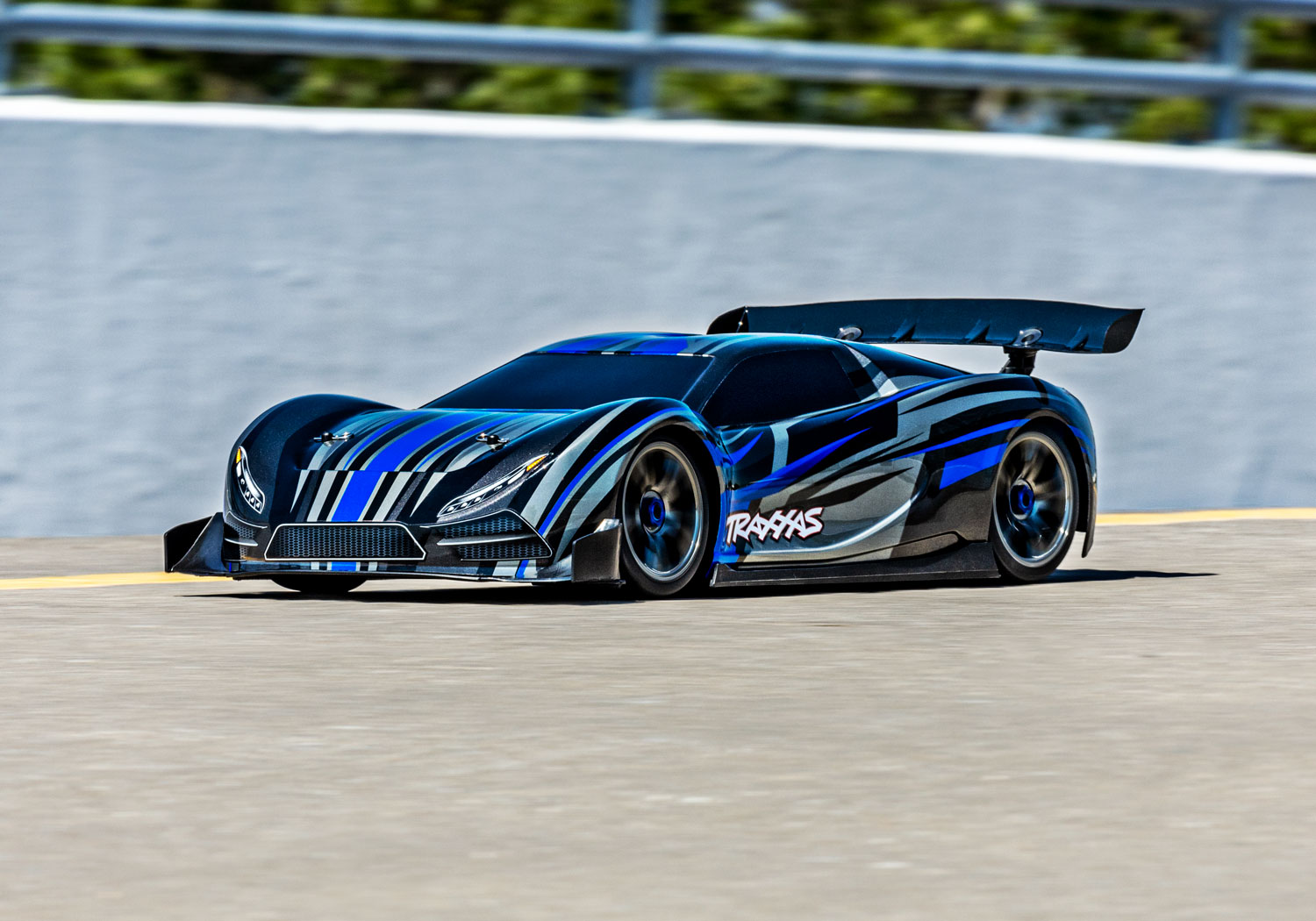 Traxxas XO-1 Supercar blauX Brushless Onroad Speed Car RTR ohne Akku/Lader 64077-3 - Abbildung 5