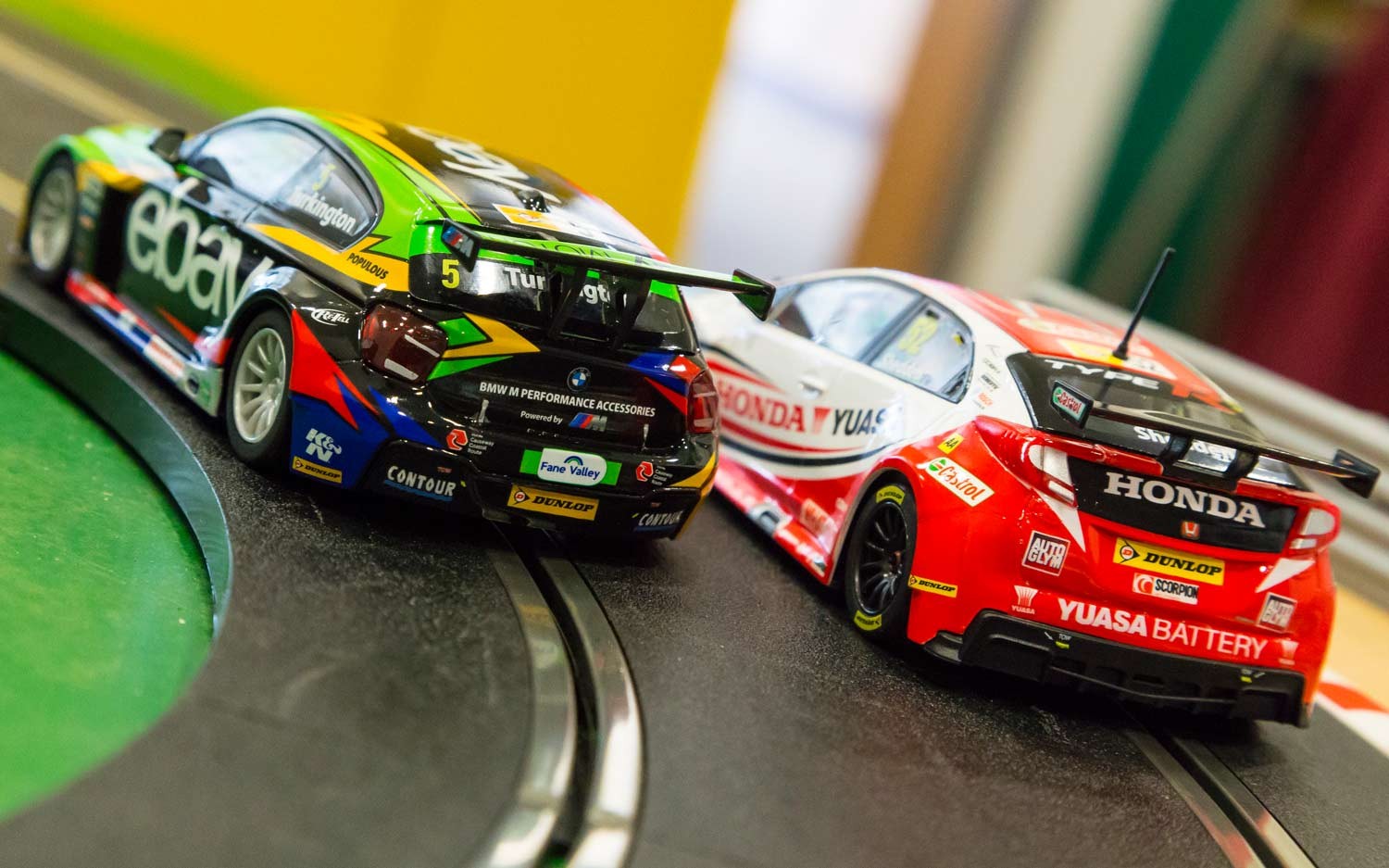 Scalextric 1:32 BTCC Champions 2014&2015 - BMW Z4 / Honda Civic C3694A - Abbildung 8