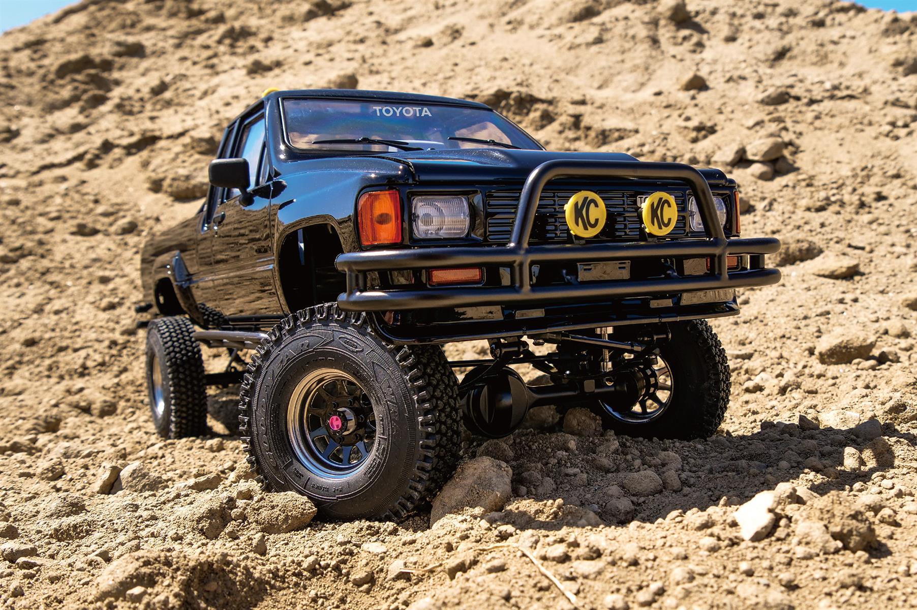 RC4WD Trail Finder 2 LWB with 1987 Toyota XTRAcab Bodyset Z-RTR0057