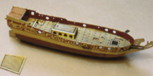 Amati Flaschenschiff Goldene Yacht 1:300 25002