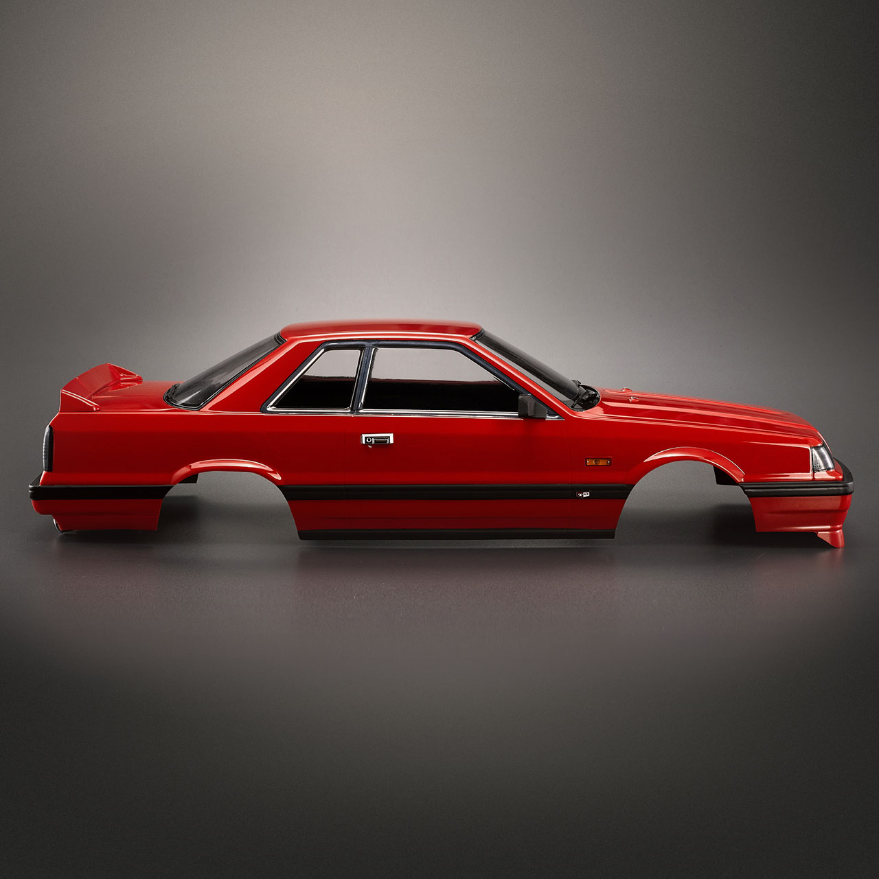 KB48677 Nissan Skyline R31 Karosserie lackiert Rot 195mm RTU