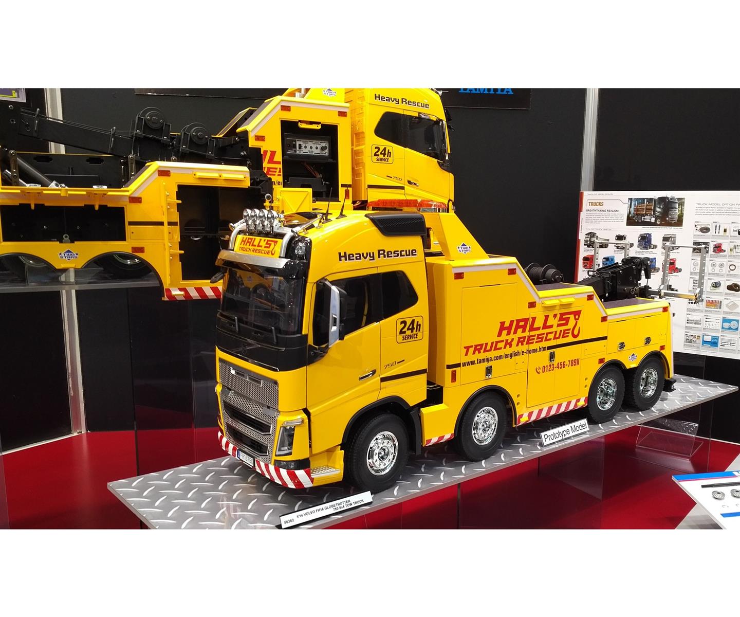 Tamiya 56362 1:14 RC Volvo FH16 Abschlepper 8x4 300056362