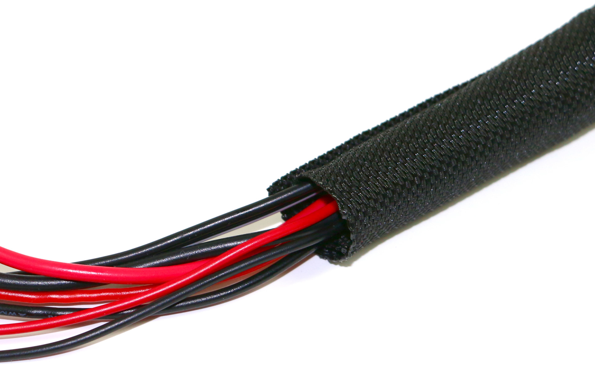 HRC Kabel Gewebeschutzschlauch WRAP Super Soft schwarz für 8~16 AWG Kabel 13mm (1m) HRC9501PC