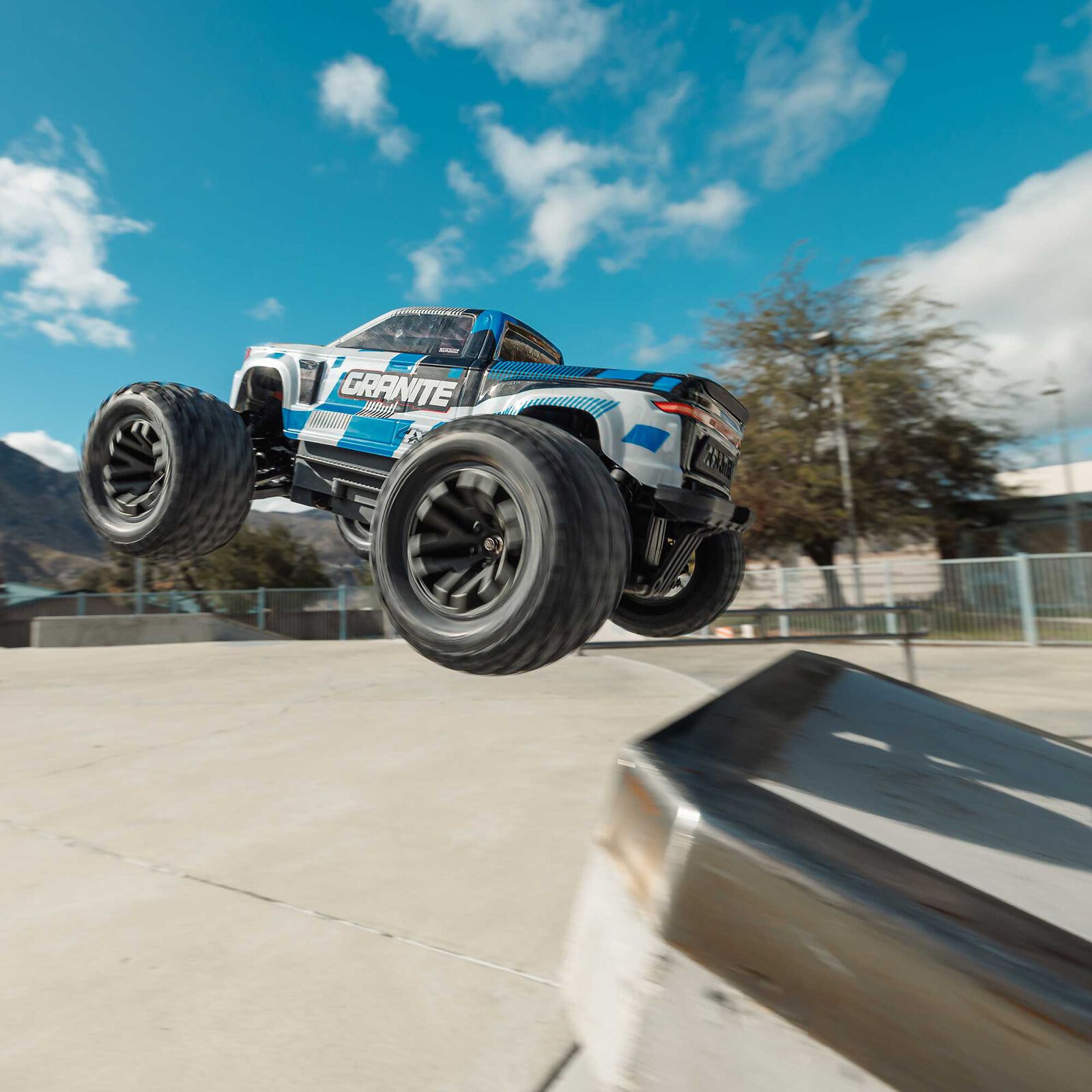 ARRMA 1/10 GRANITE MEGA 665 4X4 RTR Brushed Monster Truck Blau - Abbildung 10