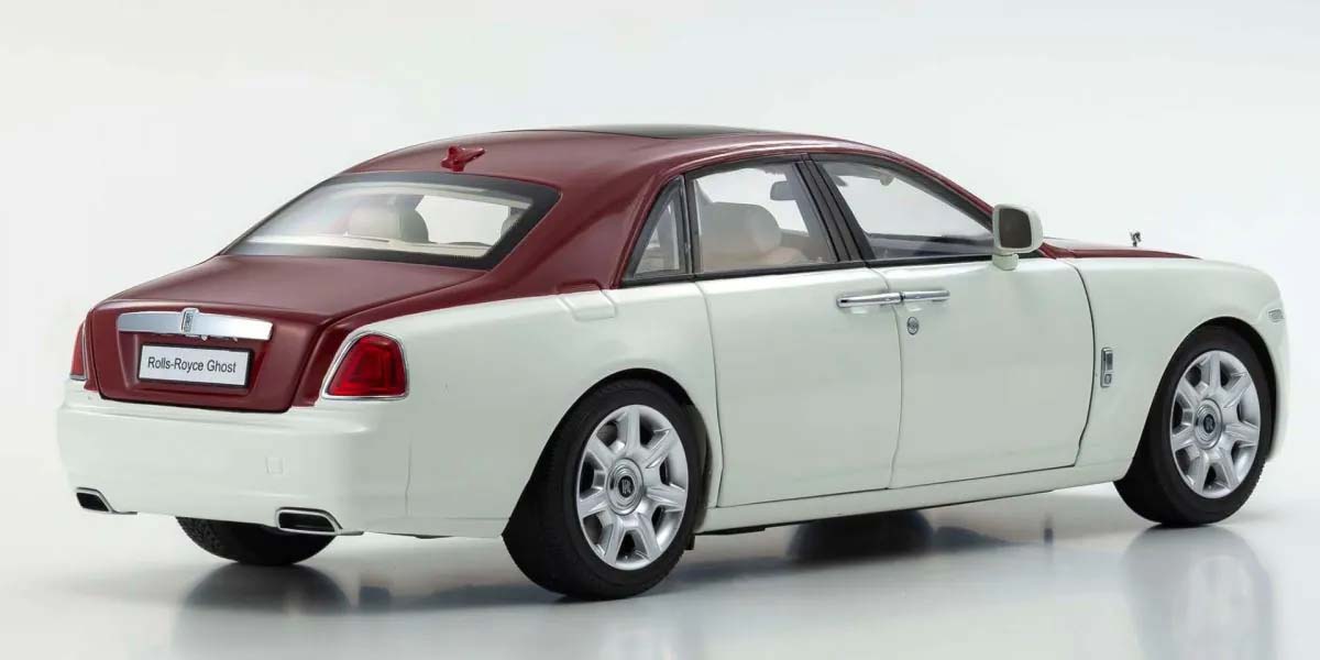 Kyosho 1:18 Rolls-Royce Ghost 2011 English White 08802EW