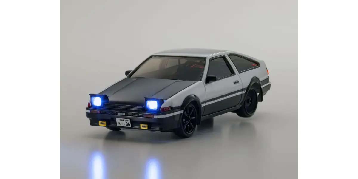Kyosho First Mini-Z 1:28 Toyota Sprinter Trueno AE86 WH/BK 66612A