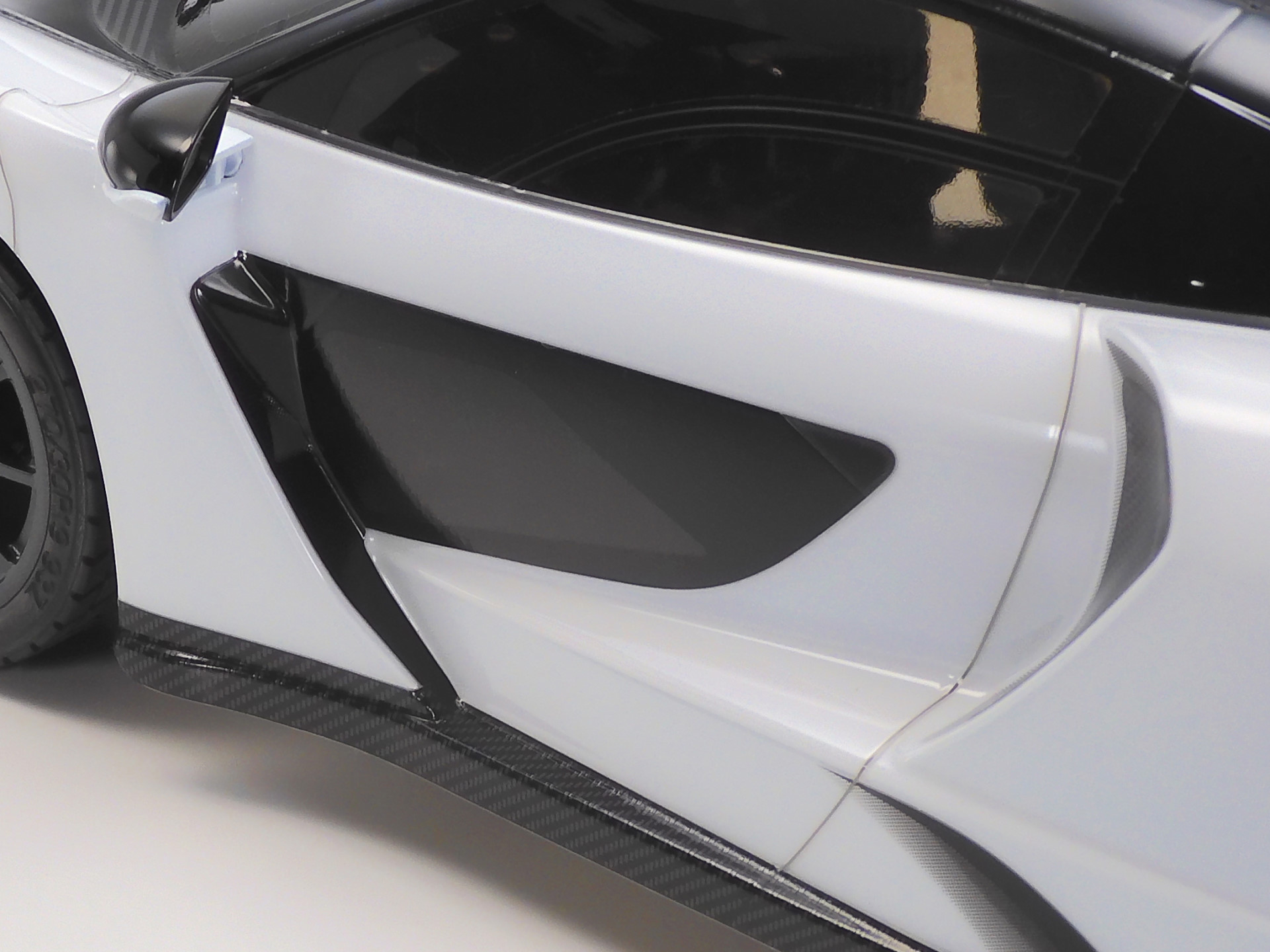 Tamiya 58711 1:10 RC McLaren Senna TT-02 300058711
