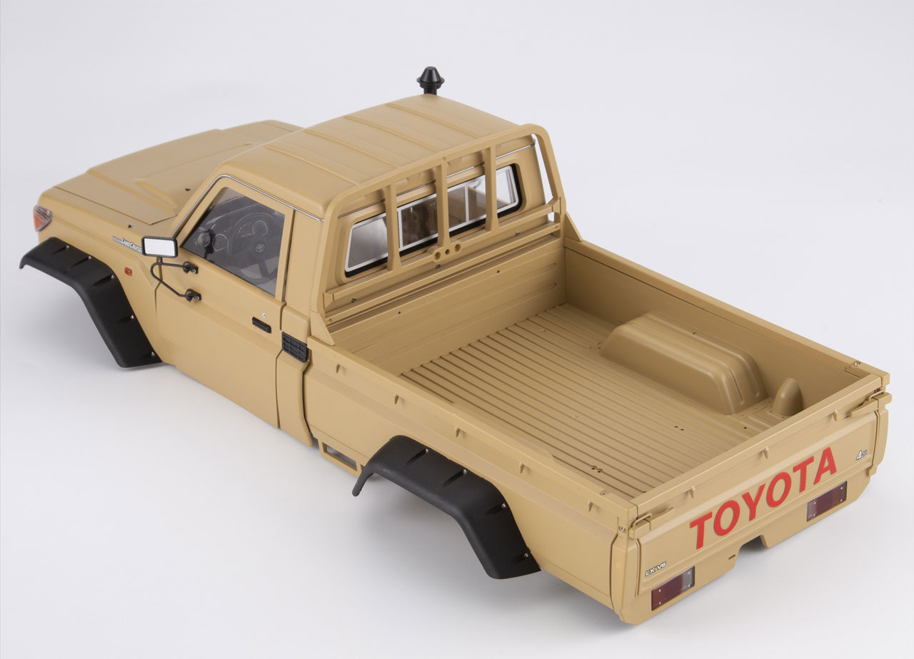 Killerbody Toyota Land Cruiser 70 Bausatz Military Sand lackiert für TR KB48734