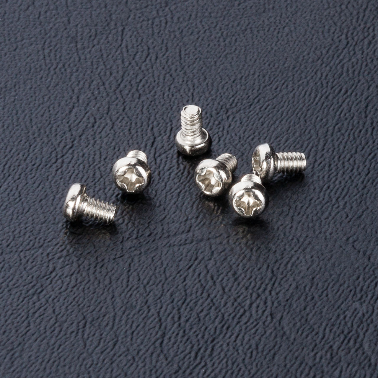 110077 Rundkopfschraube Kreuz M2x3mm (6 Stück)