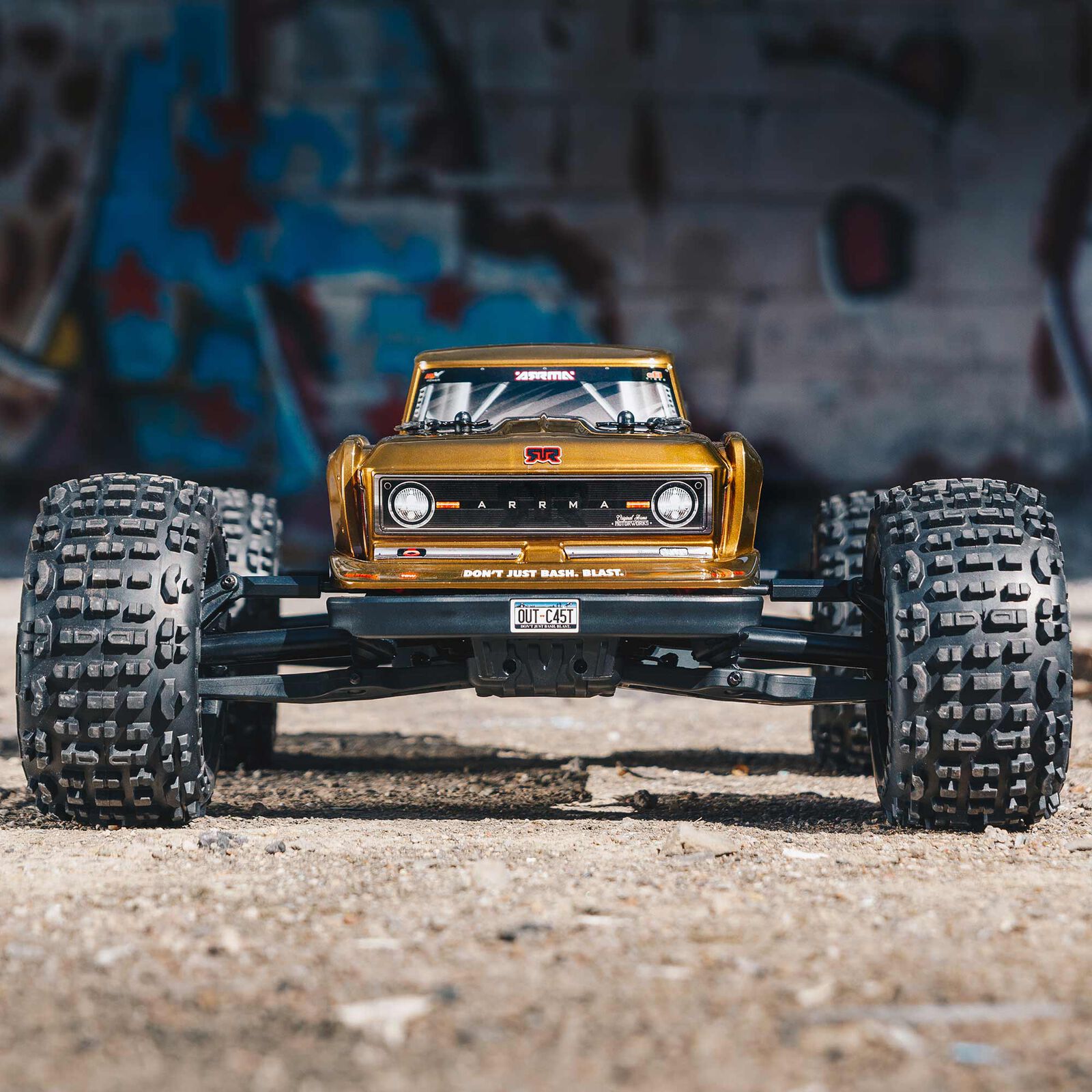 ARRMA 1/10 OUTCAST 4X4 4S V2 BLX Stunt Truck RTR, Bronze ARA4410V2T1