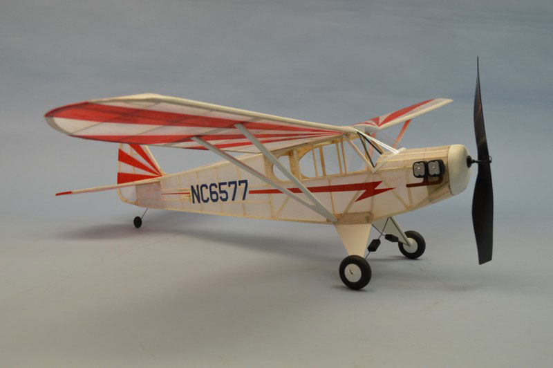 Dumas Piper Clip Wing" Cup Lasercut Balsabausatz" 338