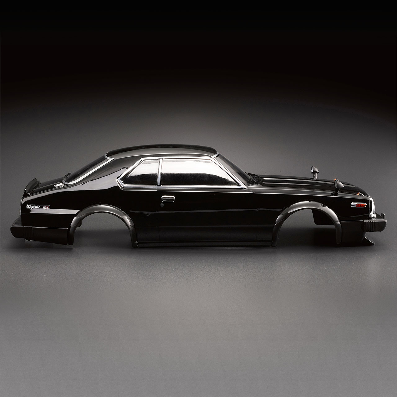 KB48675 Nissan Skyline 2000 Turbo GT-ES Karosserie lackiert Schwarz
