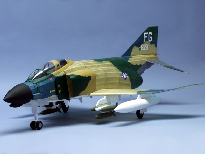 Dumas F-4D Phantom Balsabausatz 501