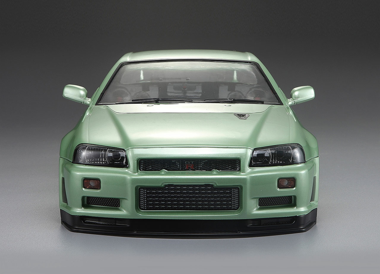 KB48646 Nissan Skyline R34 Karosserie Champagner Grün 195mm RTU