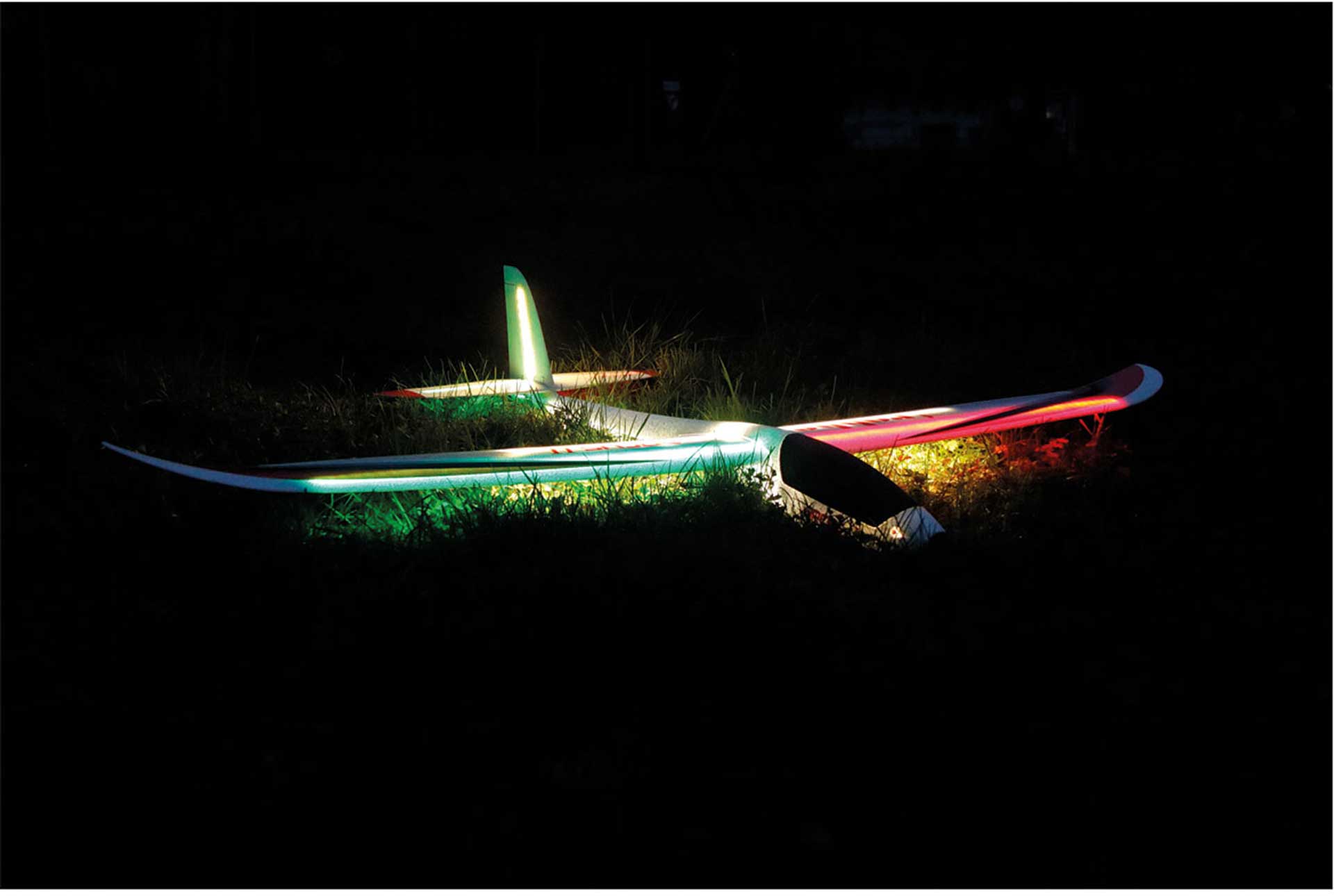 Robbe ARCUS II NIGHT PNP MIT LED BELEUCHTUNG 2650