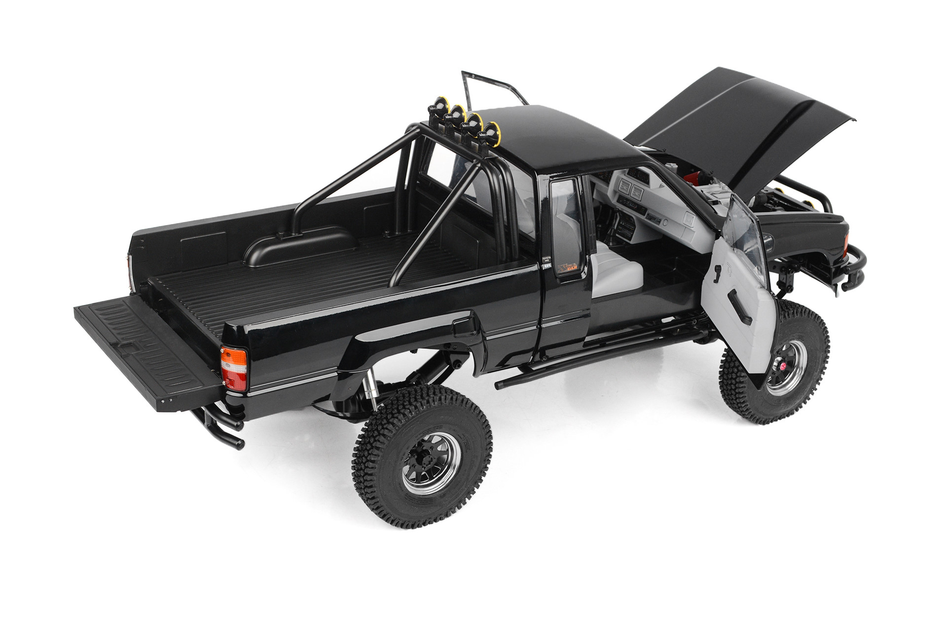 RC4WD Trail Finder 2 LWB with 1987 Toyota XTRAcab Bodyset Z-RTR0057