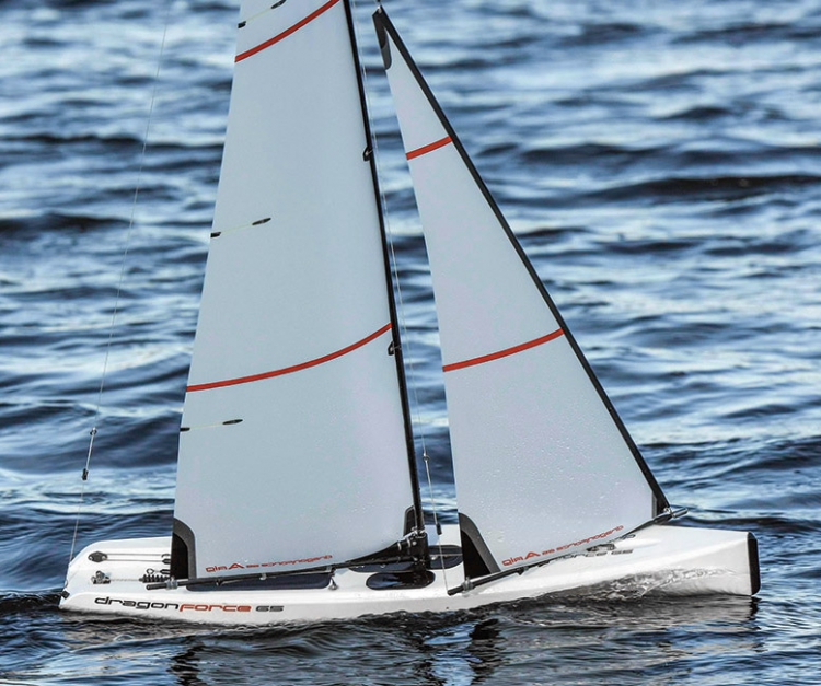 Joysway Dragon Force 65 V8 RTR Segelboot mit RC-Anlage 8815V8 - Abbildung 6