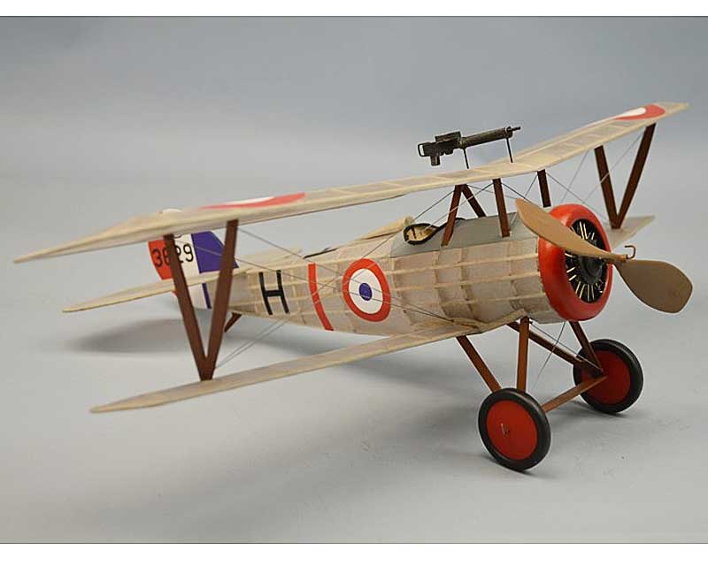 Dumas Nieuport 27  Gummimotormodell Balsabausatz 242