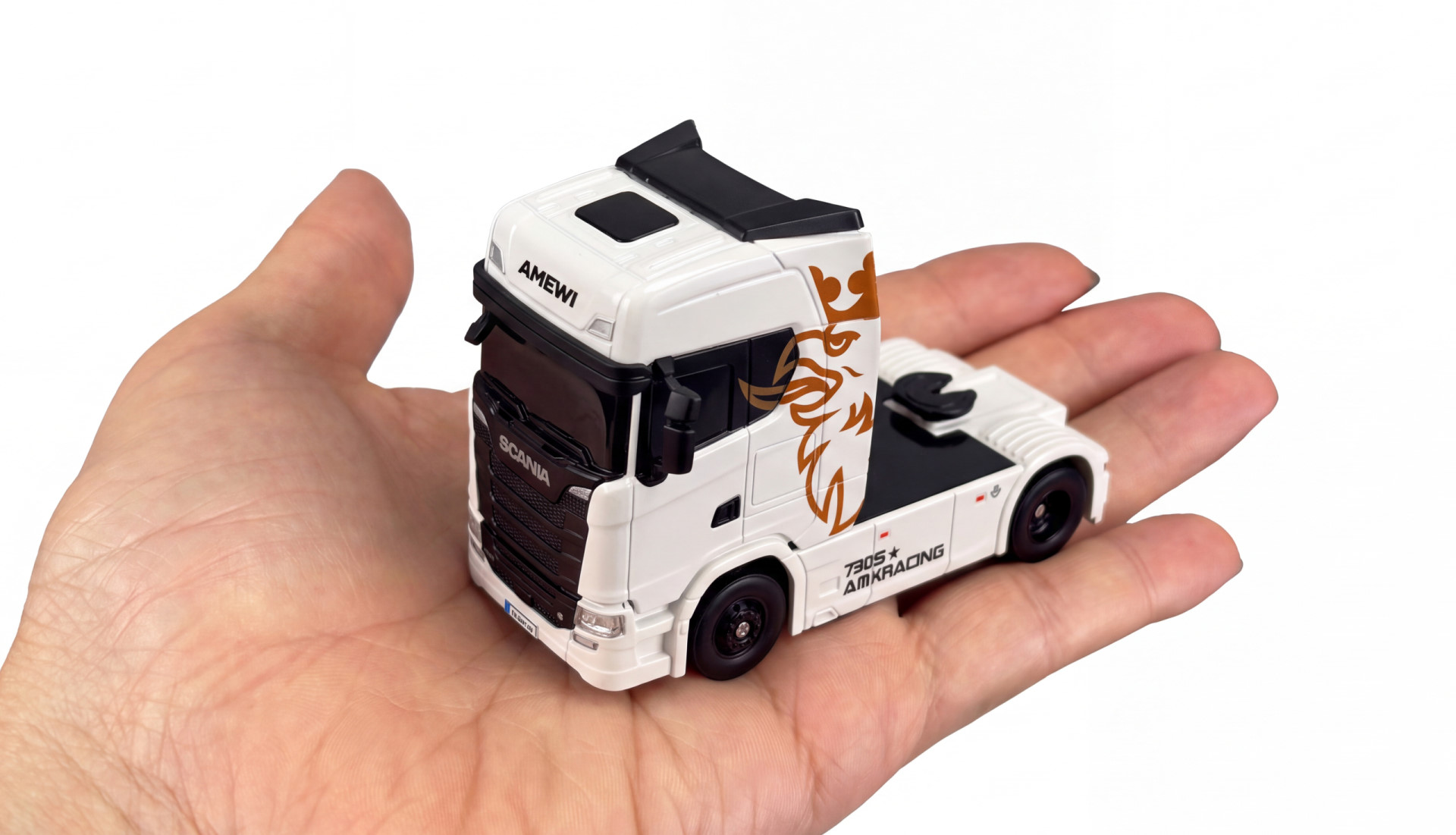 Amewi Scania 730 S Mini LKW mit Kofferauflieger proportional 4WD 1:64 RTR weiß - Abbildung 2