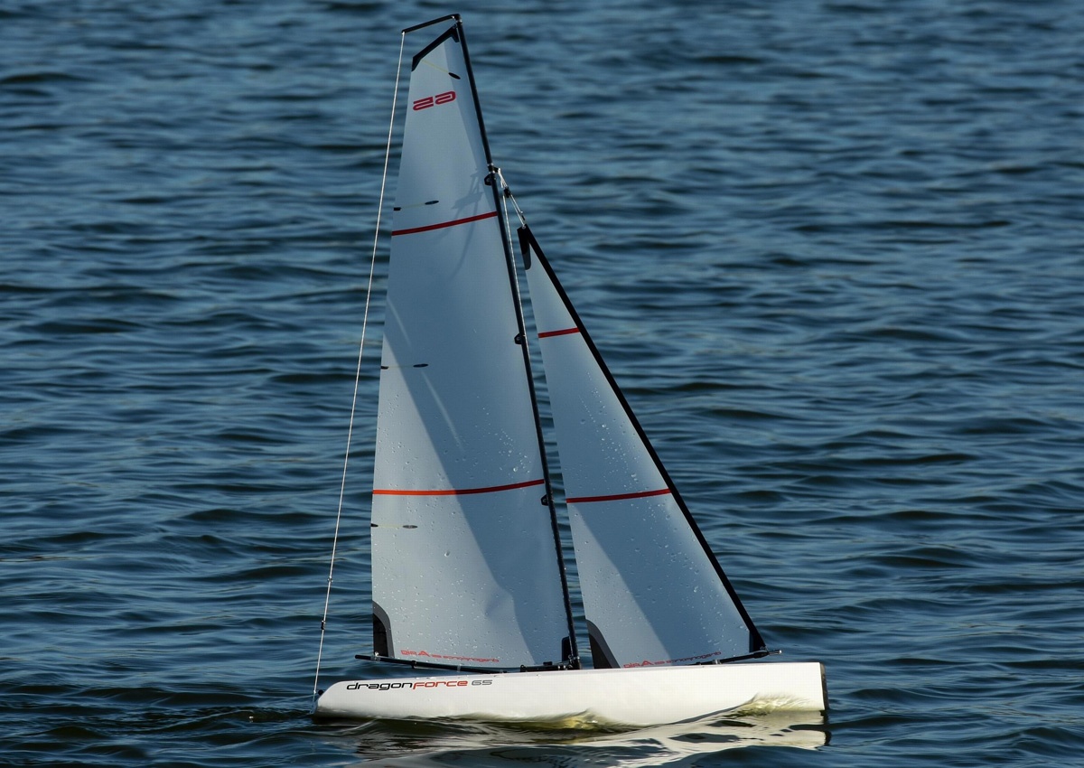 Joysway Dragon Force 65 V7 RTR Segelboot 26098 - Abbildung 3