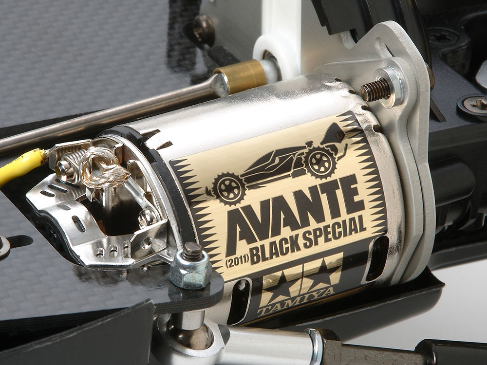 Tamiya 47390 1:10 RC Avante (2011) Black Special 4WD 300047390