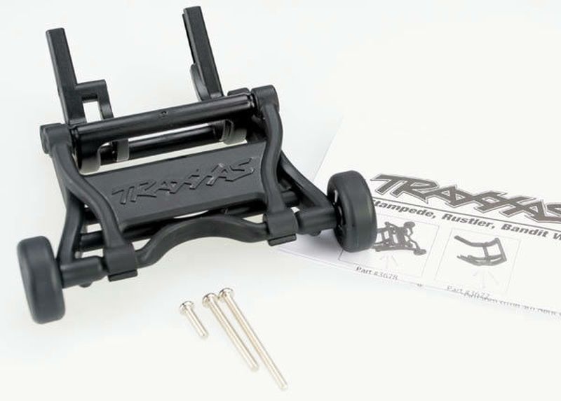 Traxxas Wheelie Bar montiert 3678