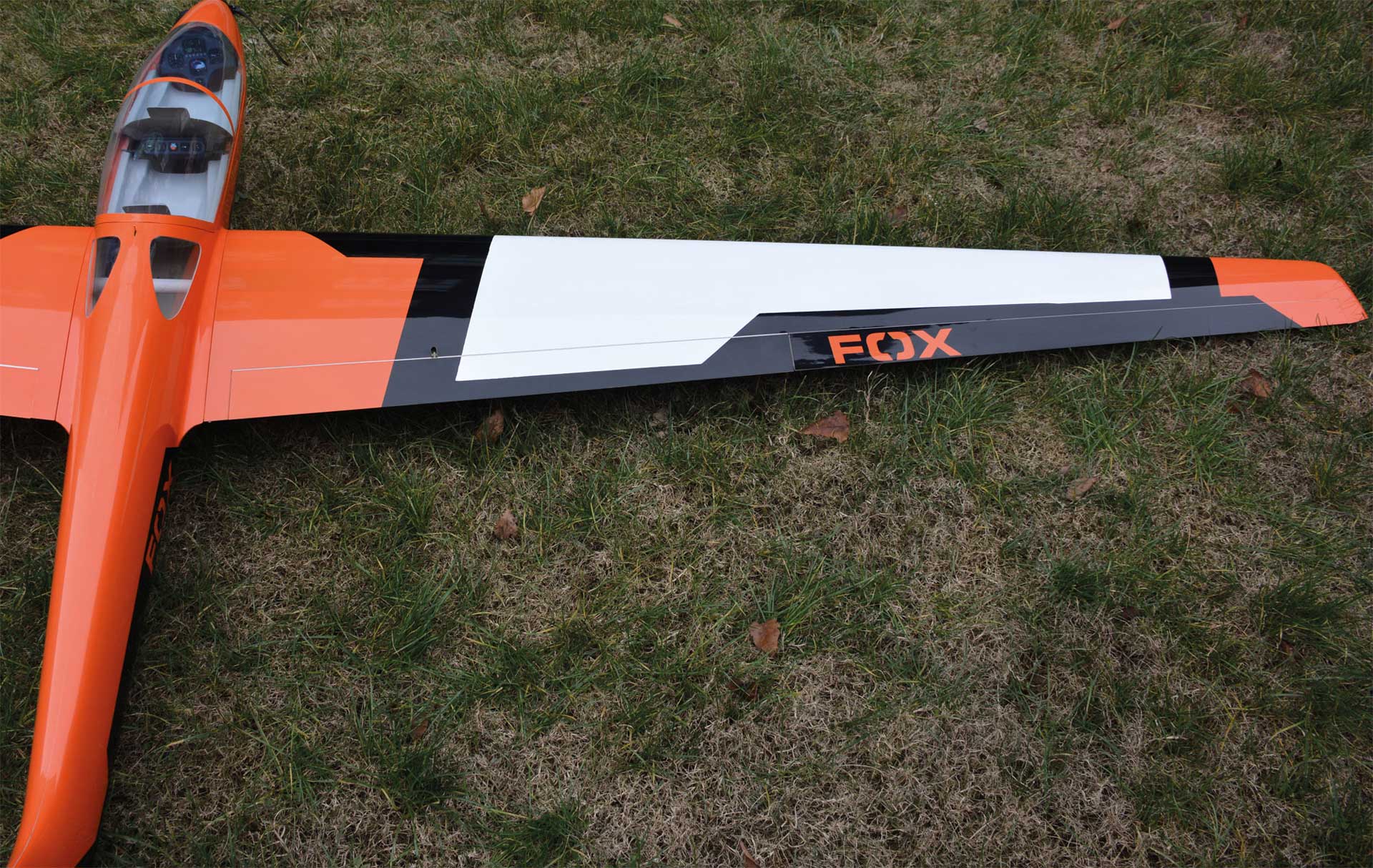 Robbe MDM-1 FOX 3,5m Elektro PNP Voll GFK/CFK lackiert Orange Kunstflug Segelflugzeug 2661