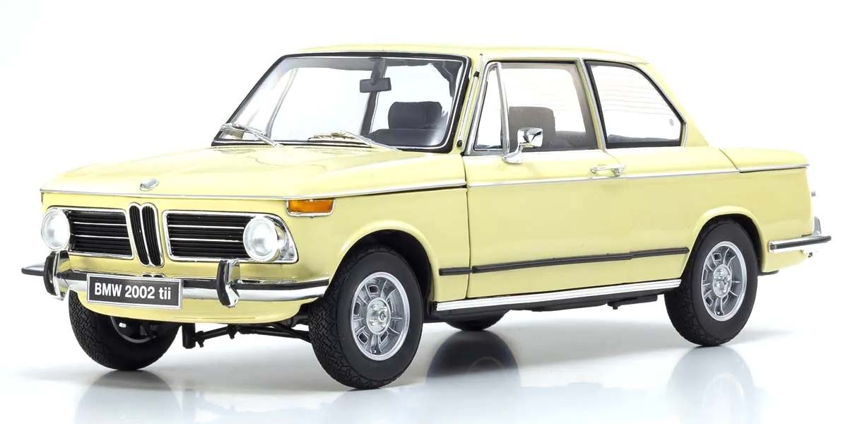 Kyosho 1:18 BMW 2002 Tii 1972 Creme 08543ML