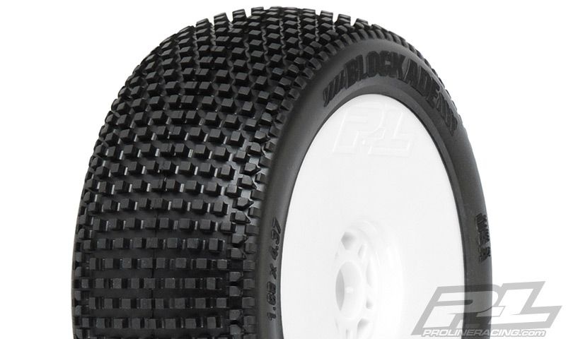 Pro-Line Blockade S3 (Soft) verklebt auf Felge weiß Verbrenner 1:8 Offroad *neuer Preis* 9039-233