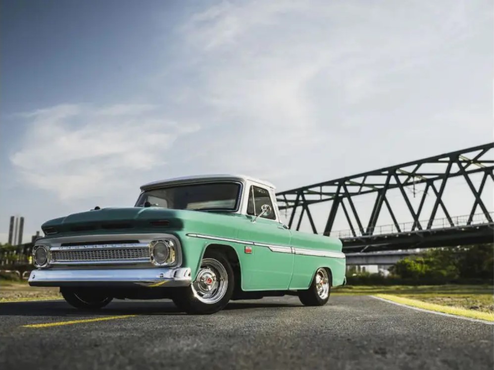 Kyosho FAZER MK2 (L) Chevy C10 Fleetside Pickup 1966 1:10 Readyset 34435 - Abbildung 5