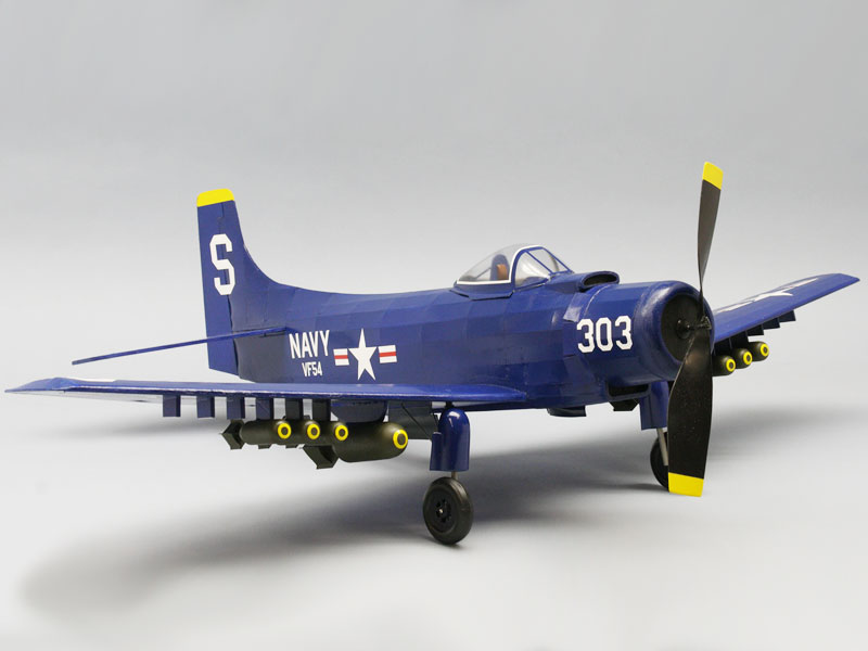 Dumas AD-2 Skyraider Balsabausatz 327