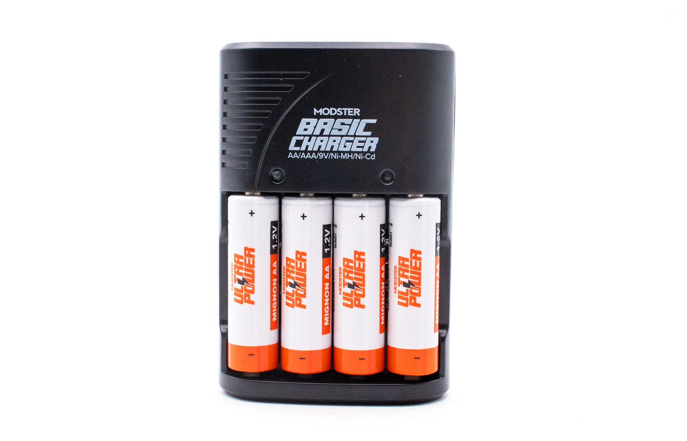 Modster Basic Charger AA-AAA inkl. 4 Stück wiederaufladbare Batterie MD10225
