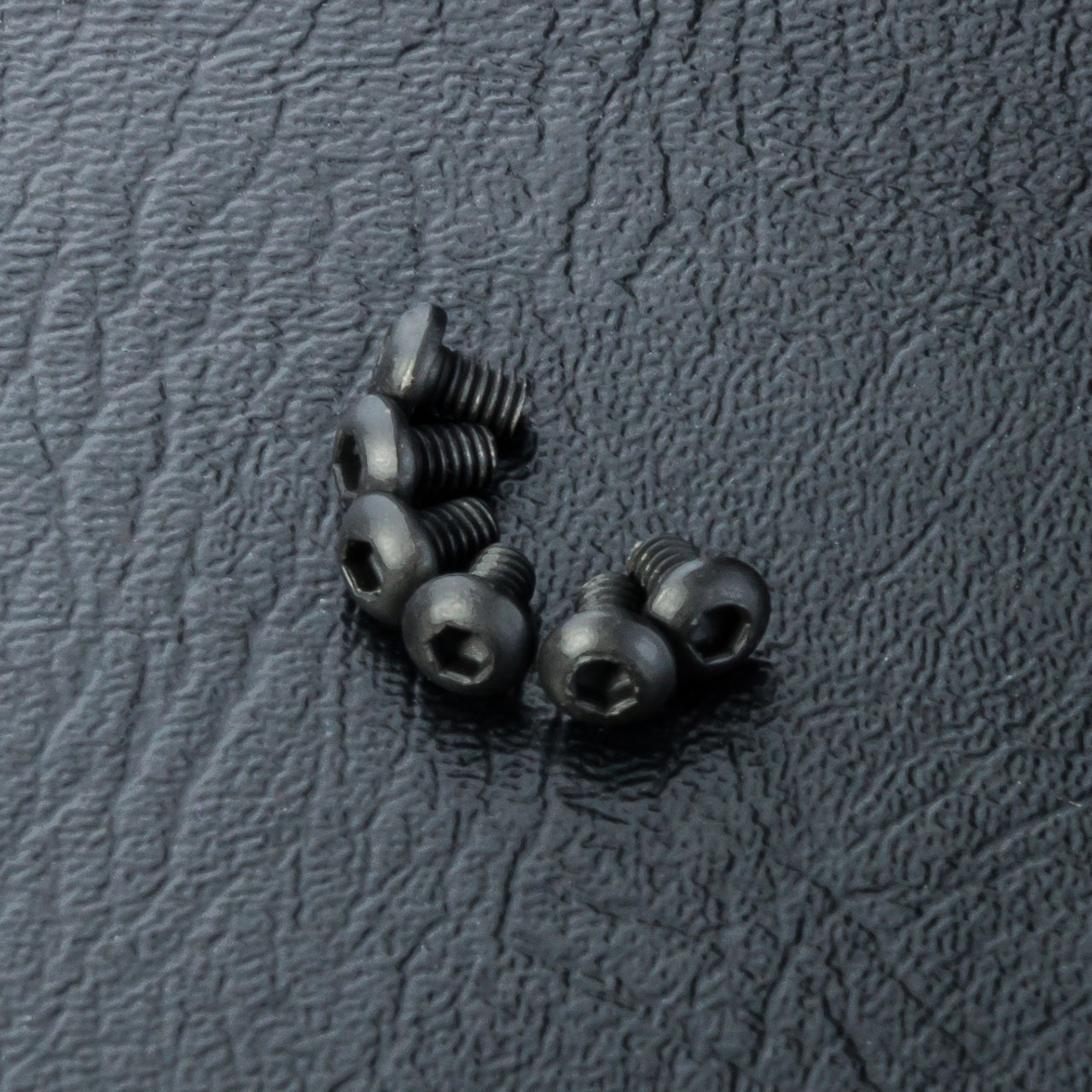 110082 Rundkopfschraube Innensechskant M2x3mm (6 Stück)