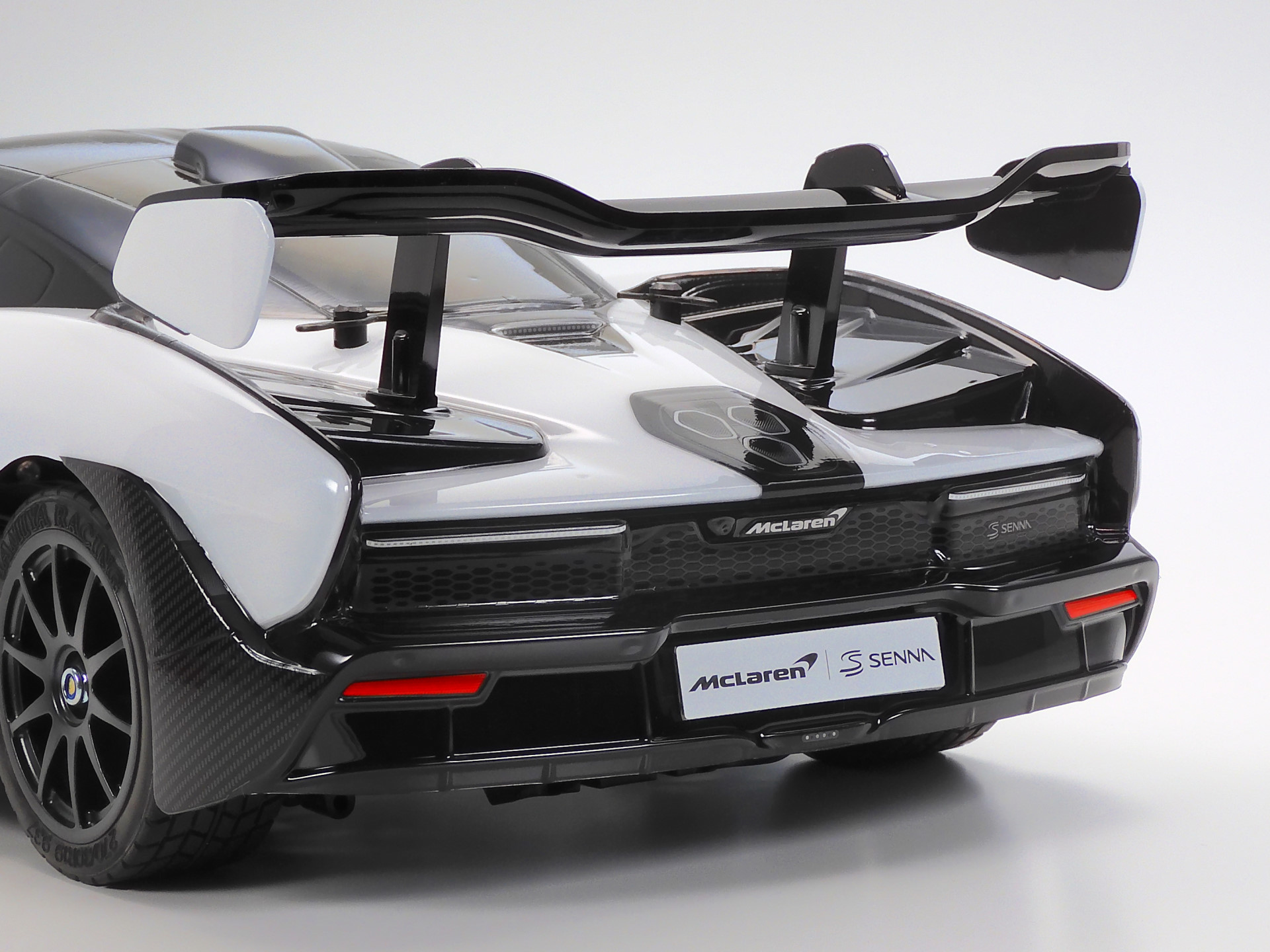 Tamiya 58711 1:10 RC McLaren Senna TT-02 300058711
