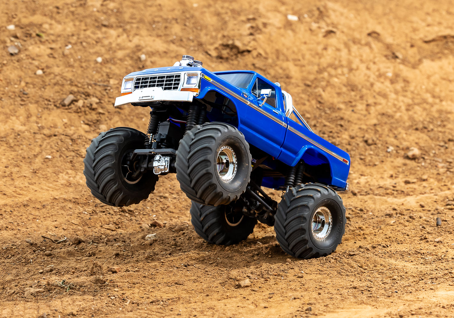 TRAXXAS TRX-4MT Ford F150 4x4 blau 1/18 Monstertruck RTR 98044-1 - Abbildung 10