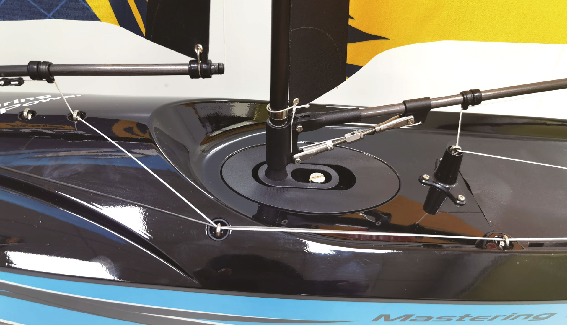 Joysway Focus III Racing Segelyacht 100cm 2,4GHz RTR blau 26099 - Abbildung 4
