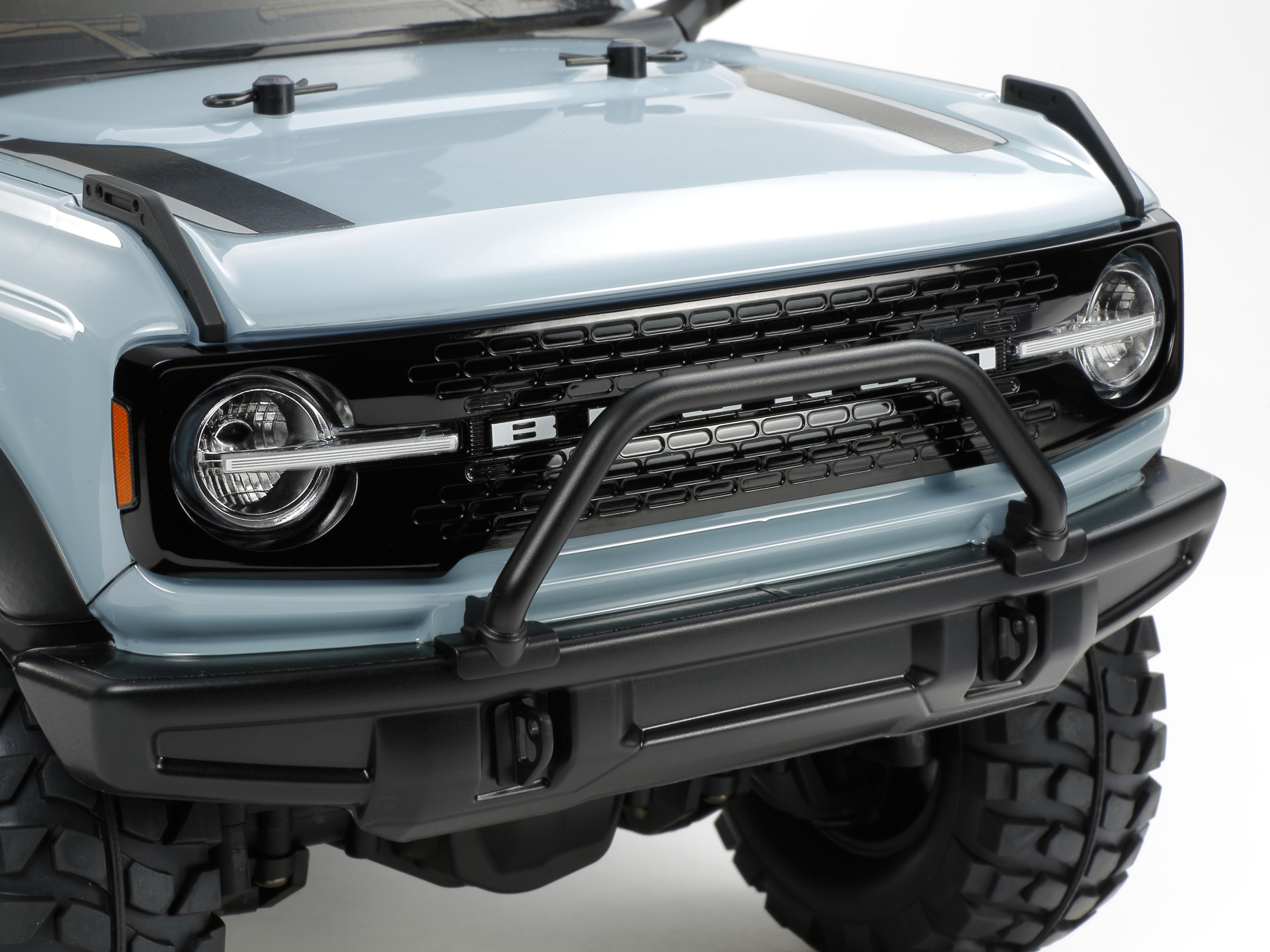 Tamiya 47483 1:10 RC Bronco 2021 (CC-02) lackierte Karo 300047483